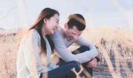 爱人宣彤手机在线观看,在线观看宣彤手机，共度美好时光
